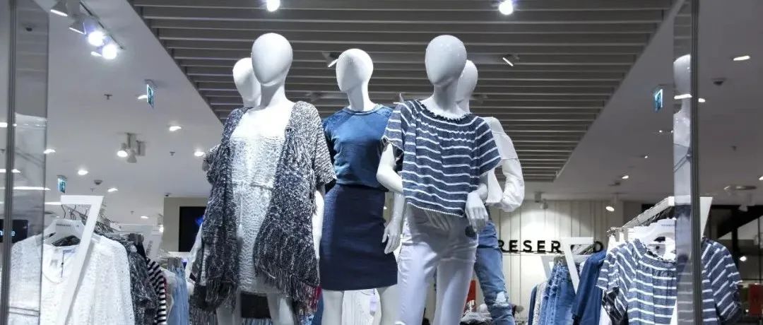 连锁品牌门店如何利用好自己的玻璃橱窗用来推广？