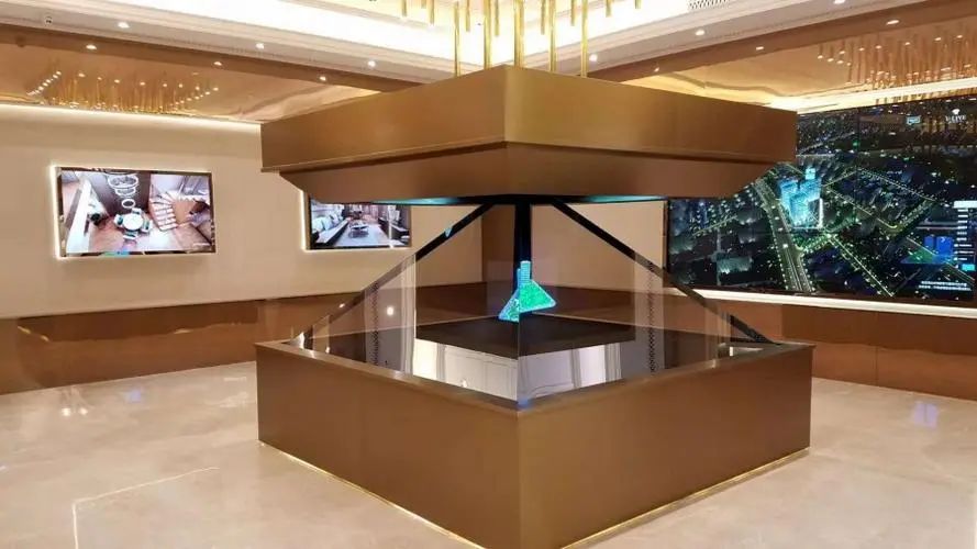 3D全息展示柜优势突出，虚拟立体世界触手可及