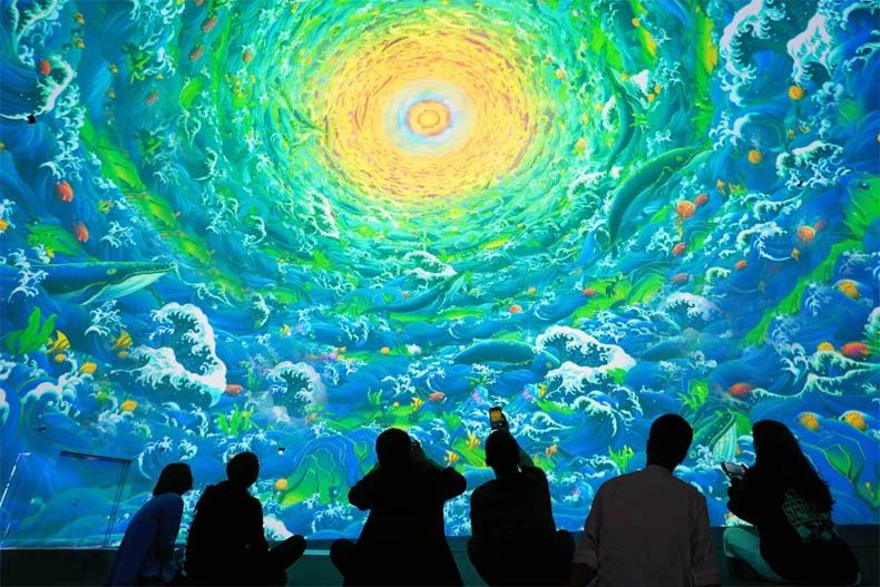 探索华中首个海洋360°球幕影院，球幕投影的震撼效果是如何实现的？
